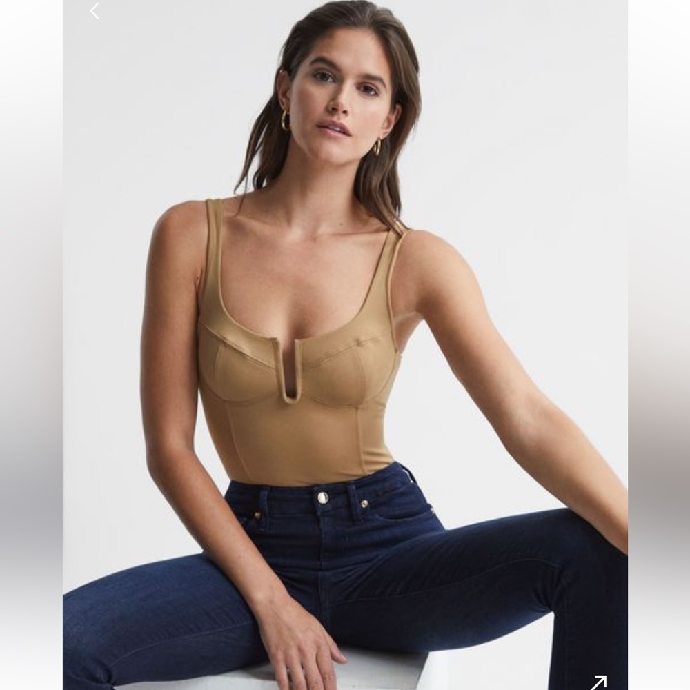 Good American taupe bodysuit size 4 . NWT